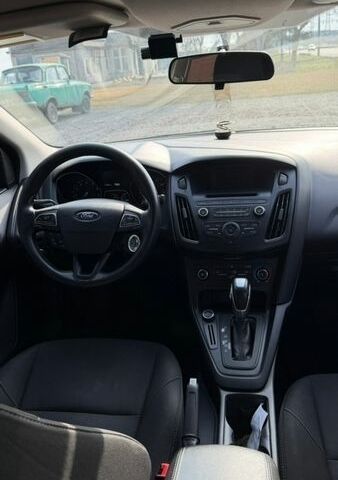 Черный Форд Фокус, объемом двигателя 2 л и пробегом 177 тыс. км за 8800 $, фото 19 на Automoto.ua