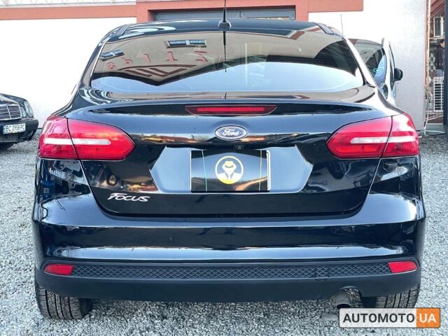 Чорний Форд Фокус, об'ємом двигуна 2 л та пробігом 76 тис. км за 10800 $, фото 4 на Automoto.ua