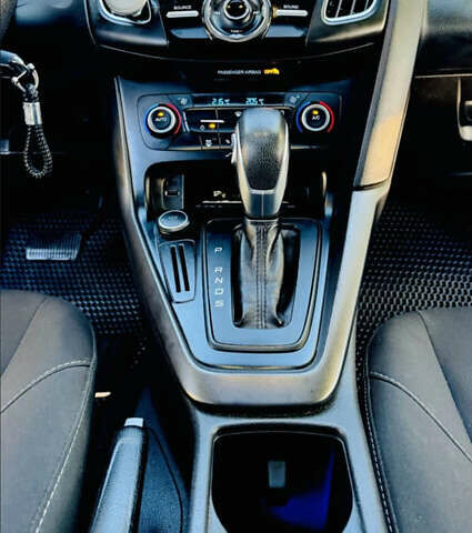 Черный Форд Фокус, объемом двигателя 2 л и пробегом 97 тыс. км за 8300 $, фото 8 на Automoto.ua