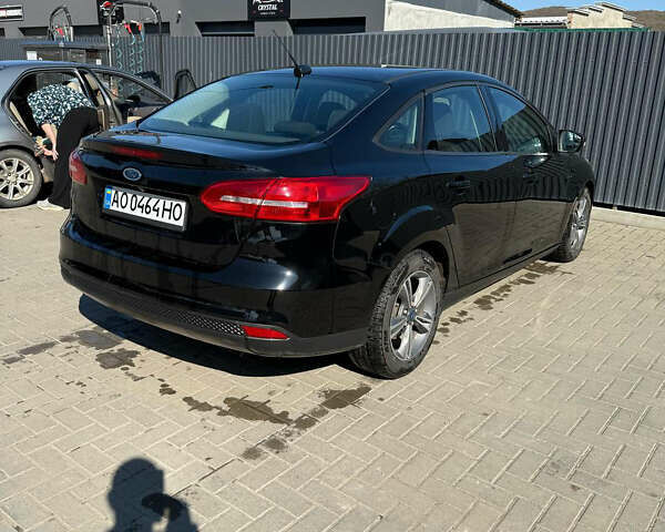 Чорний Форд Фокус, об'ємом двигуна 1 л та пробігом 151 тис. км за 8000 $, фото 4 на Automoto.ua