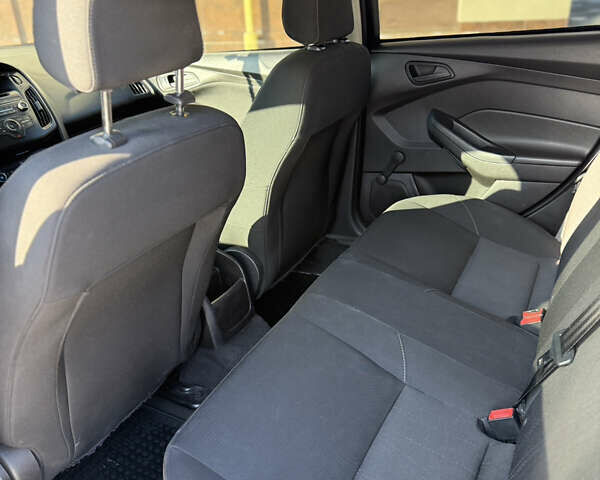 Чорний Форд Фокус, об'ємом двигуна 2 л та пробігом 145 тис. км за 6899 $, фото 10 на Automoto.ua