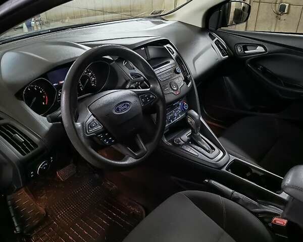 Черный Форд Фокус, объемом двигателя 1 л и пробегом 140 тыс. км за 7500 $, фото 5 на Automoto.ua