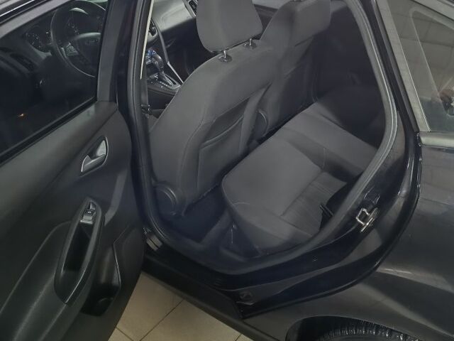 Черный Форд Фокус, объемом двигателя 1 л и пробегом 140 тыс. км за 8500 $, фото 7 на Automoto.ua