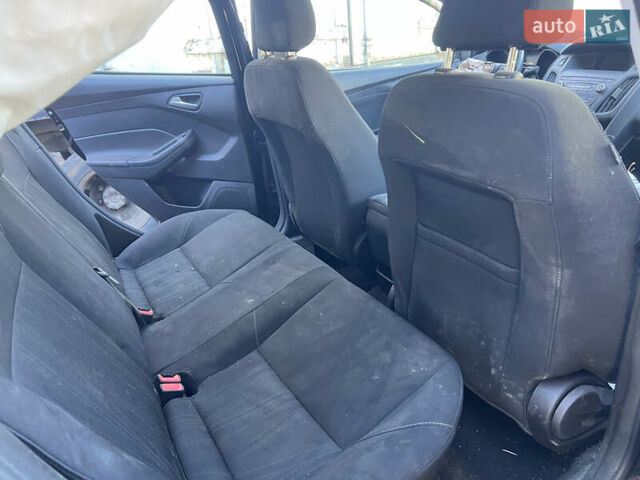 Черный Форд Фокус, объемом двигателя 2 л и пробегом 70 тыс. км за 5250 $, фото 6 на Automoto.ua