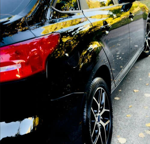 Черный Форд Фокус, объемом двигателя 2 л и пробегом 97 тыс. км за 8300 $, фото 6 на Automoto.ua