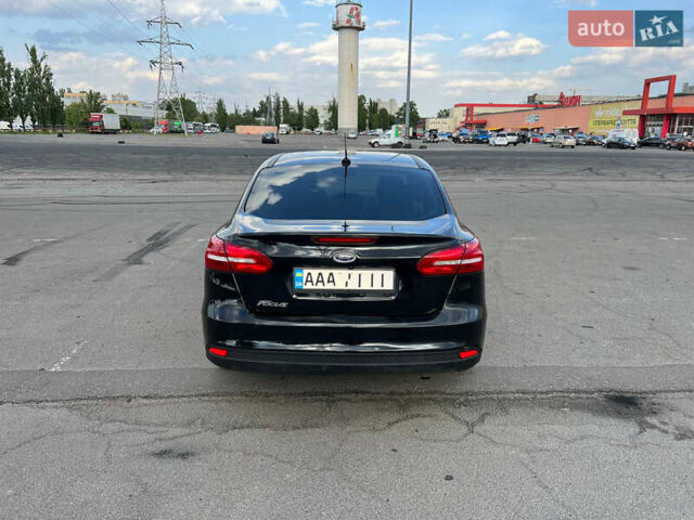 Черный Форд Фокус, объемом двигателя 2 л и пробегом 187 тыс. км за 9800 $, фото 4 на Automoto.ua
