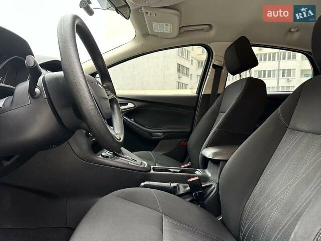 Черный Форд Фокус, объемом двигателя 2 л и пробегом 98 тыс. км за 9600 $, фото 16 на Automoto.ua