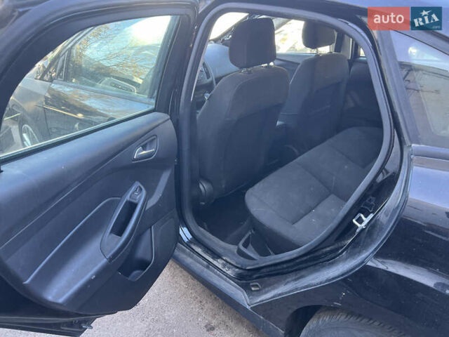 Черный Форд Фокус, объемом двигателя 2 л и пробегом 70 тыс. км за 5250 $, фото 8 на Automoto.ua