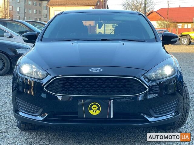 Чорний Форд Фокус, об'ємом двигуна 2 л та пробігом 76 тис. км за 10800 $, фото 1 на Automoto.ua