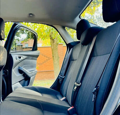 Черный Форд Фокус, объемом двигателя 2 л и пробегом 97 тыс. км за 8300 $, фото 9 на Automoto.ua