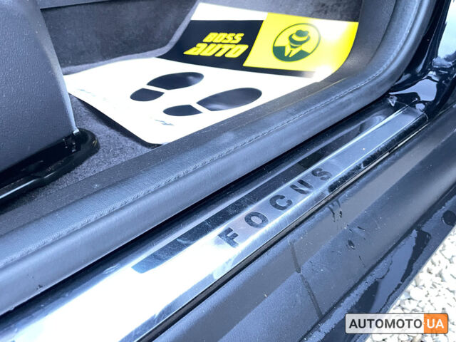 Чорний Форд Фокус, об'ємом двигуна 2 л та пробігом 76 тис. км за 10800 $, фото 22 на Automoto.ua