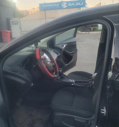 Черный Форд Фокус, объемом двигателя 2 л и пробегом 162 тыс. км за 8500 $, фото 9 на Automoto.ua