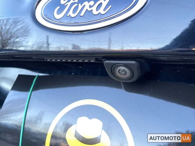 Чорний Форд Фокус, об'ємом двигуна 2 л та пробігом 76 тис. км за 10800 $, фото 6 на Automoto.ua