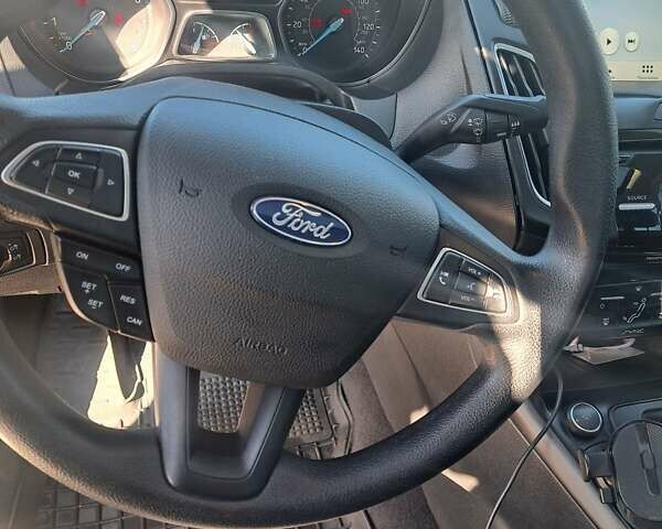 Чорний Форд Фокус, об'ємом двигуна 2 л та пробігом 95 тис. км за 9480 $, фото 19 на Automoto.ua