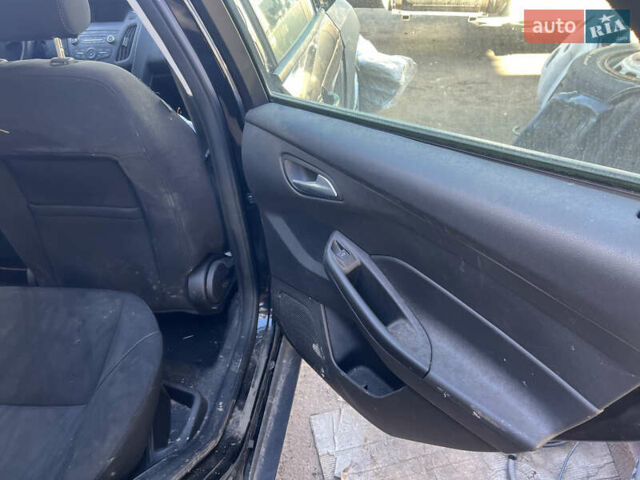 Черный Форд Фокус, объемом двигателя 2 л и пробегом 70 тыс. км за 5250 $, фото 7 на Automoto.ua