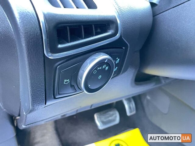 Чорний Форд Фокус, об'ємом двигуна 2 л та пробігом 76 тис. км за 10800 $, фото 11 на Automoto.ua