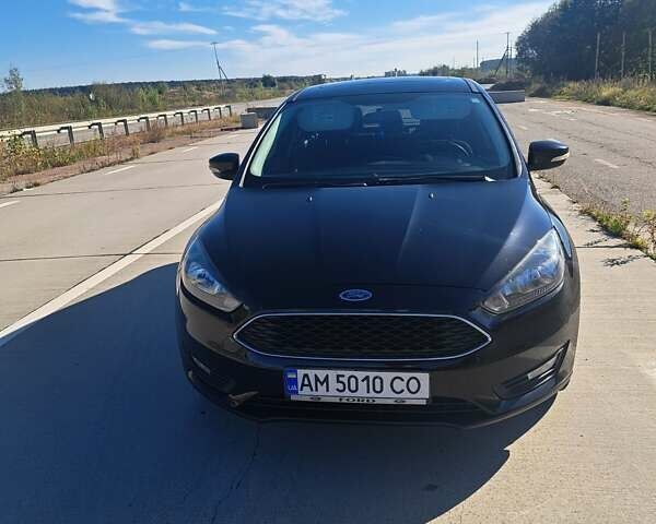 Чорний Форд Фокус, об'ємом двигуна 2 л та пробігом 95 тис. км за 9480 $, фото 2 на Automoto.ua