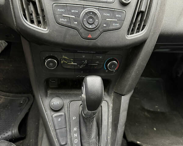 Черный Форд Фокус, объемом двигателя 2 л и пробегом 70 тыс. км за 5250 $, фото 20 на Automoto.ua