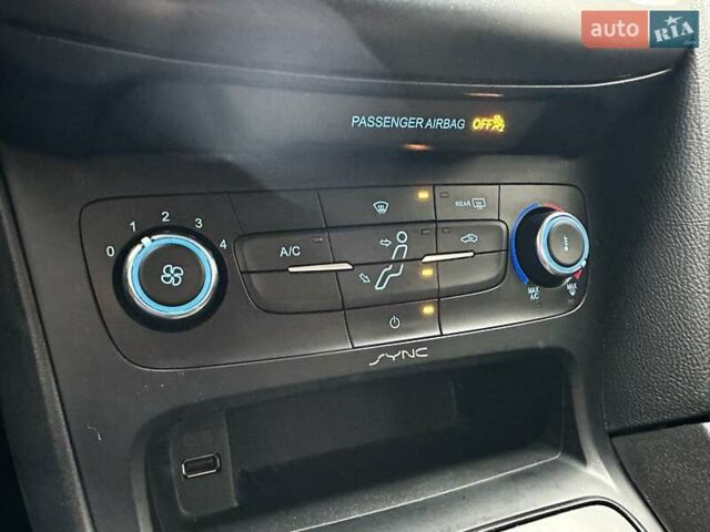 Черный Форд Фокус, объемом двигателя 2 л и пробегом 98 тыс. км за 9600 $, фото 20 на Automoto.ua