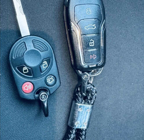 Черный Форд Фокус, объемом двигателя 2 л и пробегом 97 тыс. км за 8300 $, фото 14 на Automoto.ua