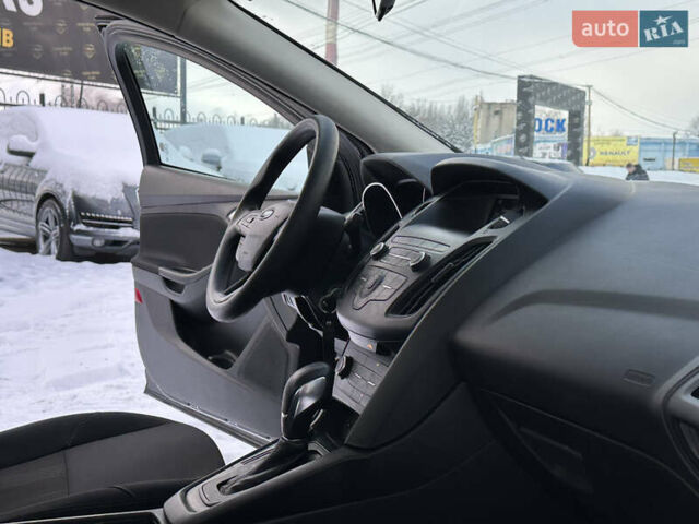 Черный Форд Фокус, объемом двигателя 2 л и пробегом 101 тыс. км за 9200 $, фото 23 на Automoto.ua