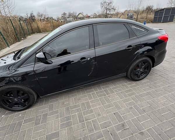 Чорний Форд Фокус, об'ємом двигуна 2 л та пробігом 196 тис. км за 6500 $, фото 68 на Automoto.ua