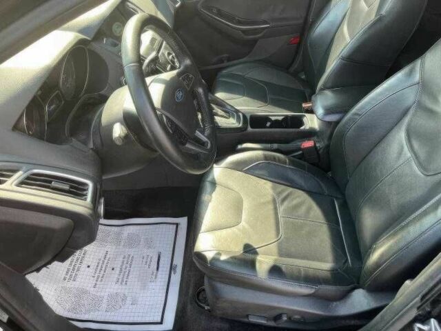 Черный Форд Фокус, объемом двигателя 2 л и пробегом 89 тыс. км за 3500 $, фото 4 на Automoto.ua