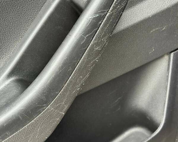 Чорний Форд Фокус, об'ємом двигуна 2 л та пробігом 196 тис. км за 6500 $, фото 35 на Automoto.ua