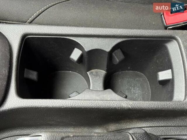 Чорний Форд Фокус, об'ємом двигуна 2 л та пробігом 196 тис. км за 6500 $, фото 22 на Automoto.ua