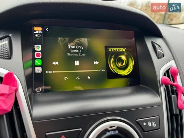 Чорний Форд Фокус, об'ємом двигуна 2 л та пробігом 196 тис. км за 6500 $, фото 5 на Automoto.ua