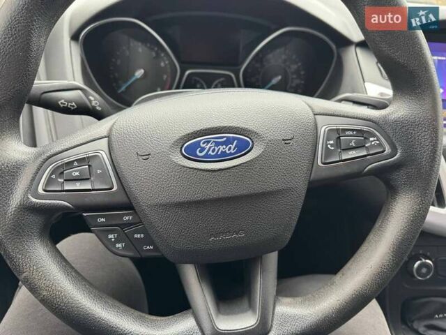 Чорний Форд Фокус, об'ємом двигуна 2 л та пробігом 196 тис. км за 6500 $, фото 10 на Automoto.ua