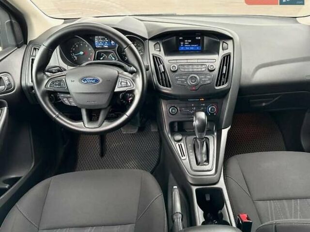 Черный Форд Фокус, объемом двигателя 2 л и пробегом 170 тыс. км за 8199 $, фото 14 на Automoto.ua