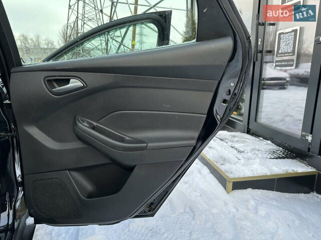 Черный Форд Фокус, объемом двигателя 2 л и пробегом 101 тыс. км за 9200 $, фото 21 на Automoto.ua
