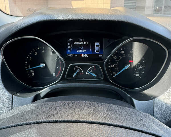 Чорний Форд Фокус, об'ємом двигуна 2 л та пробігом 199 тис. км за 8500 $, фото 6 на Automoto.ua