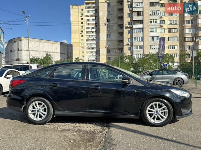 Черный Форд Фокус, объемом двигателя 2 л и пробегом 91 тыс. км за 9800 $, фото 3 на Automoto.ua