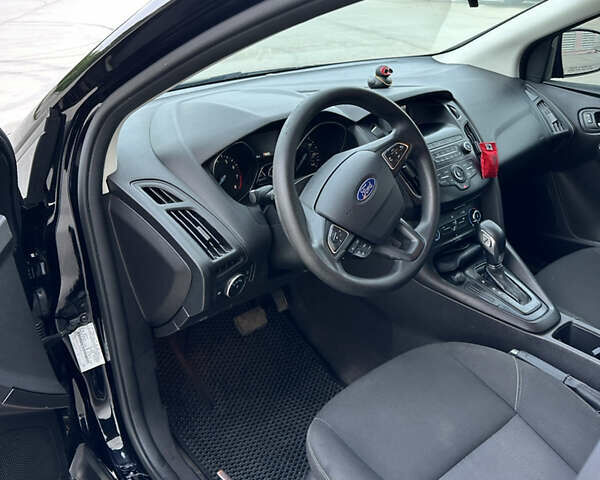 Черный Форд Фокус, объемом двигателя 2 л и пробегом 149 тыс. км за 9900 $, фото 9 на Automoto.ua