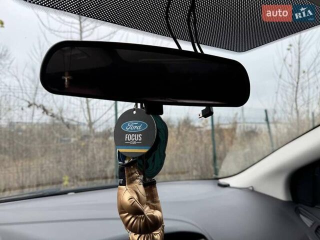 Чорний Форд Фокус, об'ємом двигуна 2 л та пробігом 196 тис. км за 6500 $, фото 12 на Automoto.ua