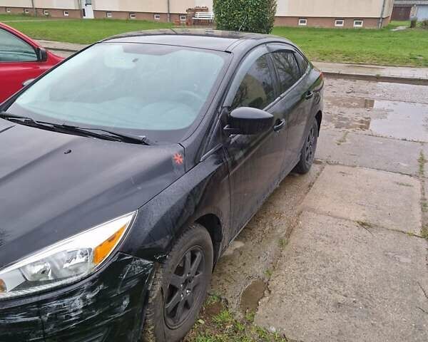 Черный Форд Фокус, объемом двигателя 2 л и пробегом 110 тыс. км за 8500 $, фото 2 на Automoto.ua