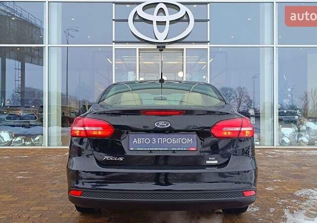 Черный Форд Фокус, объемом двигателя 1 л и пробегом 70 тыс. км за 8618 $, фото 3 на Automoto.ua