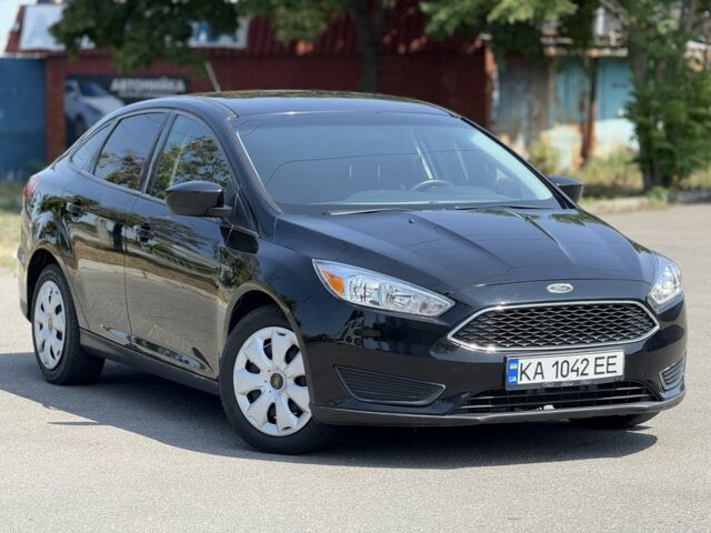 Чорний Форд Фокус, об'ємом двигуна 2 л та пробігом 121 тис. км за 8399 $, фото 6 на Automoto.ua
