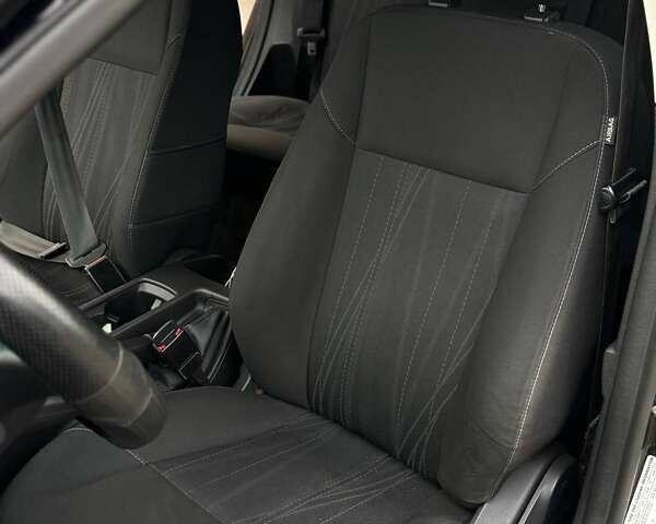 Чорний Форд Фокус, об'ємом двигуна 2 л та пробігом 99 тис. км за 8000 $, фото 18 на Automoto.ua