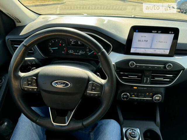 Черный Форд Фокус, объемом двигателя 1 л и пробегом 62 тыс. км за 15900 $, фото 27 на Automoto.ua