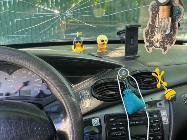 Чорний Форд Фокус, об'ємом двигуна 1.9 л та пробігом 490 тис. км за 831 $, фото 3 на Automoto.ua