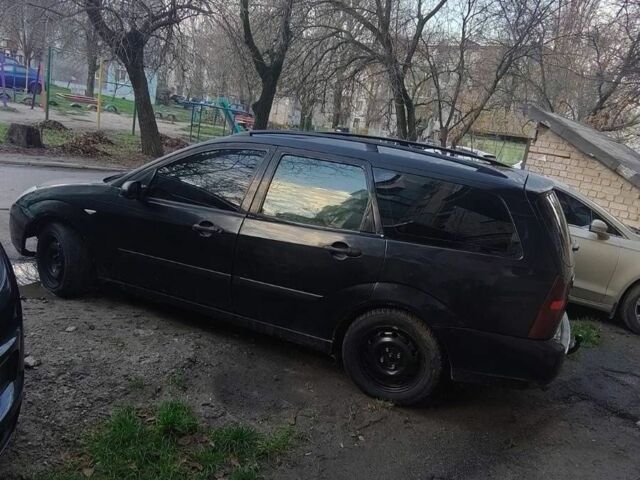 Черный Форд Фокус, объемом двигателя 1.8 л и пробегом 420 тыс. км за 1400 $, фото 2 на Automoto.ua