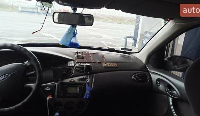 Чорний Форд Фокус, об'ємом двигуна 1.8 л та пробігом 313 тис. км за 2500 $, фото 1 на Automoto.ua
