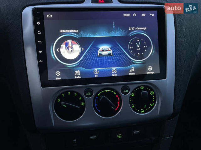 Чорний Форд Фокус, об'ємом двигуна 1.6 л та пробігом 294 тис. км за 4300 $, фото 35 на Automoto.ua