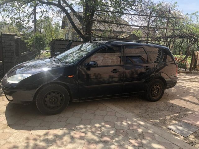 Черный Форд Фокус, объемом двигателя 1.8 л и пробегом 460 тыс. км за 3400 $, фото 1 на Automoto.ua