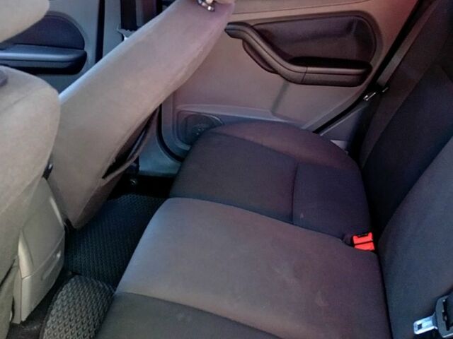 Черный Форд Фокус, объемом двигателя 2 л и пробегом 308 тыс. км за 5000 $, фото 5 на Automoto.ua