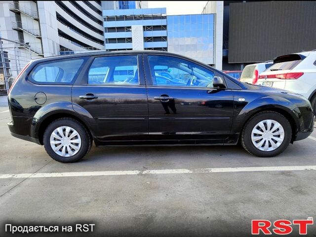 Черный Форд Фокус, объемом двигателя 1.6 л и пробегом 248 тыс. км за 3790 $, фото 2 на Automoto.ua