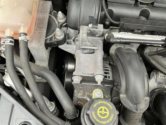 Черный Форд Фокус, объемом двигателя 1.6 л и пробегом 201 тыс. км за 5500 $, фото 1 на Automoto.ua